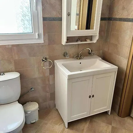 Sunnyhomes Livithra *