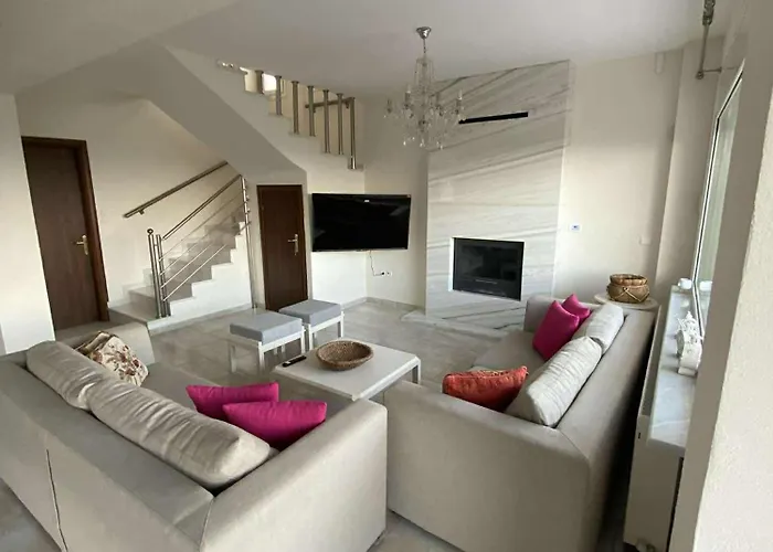 Sunny Homes Livithra Apartamento